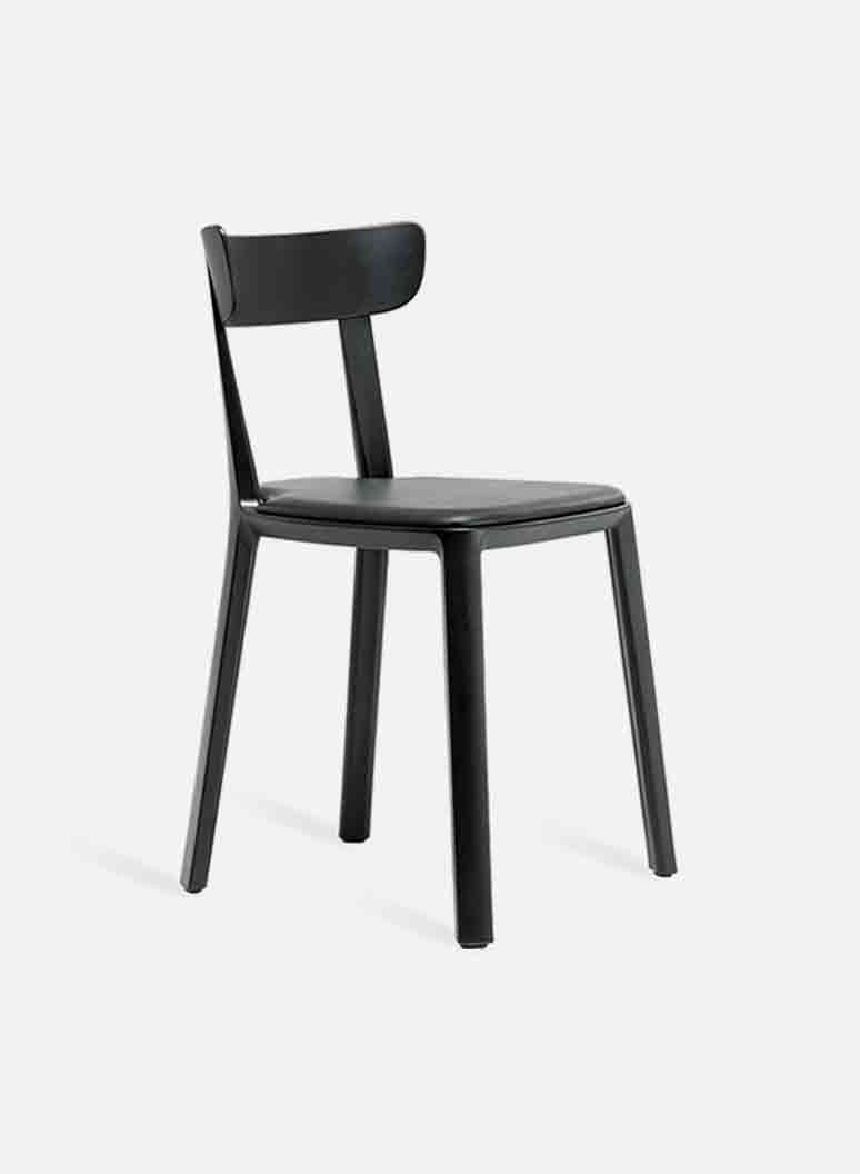1 Cadrea sedia Nero Imbottitura nero Cadrea chair Black Black upholstery