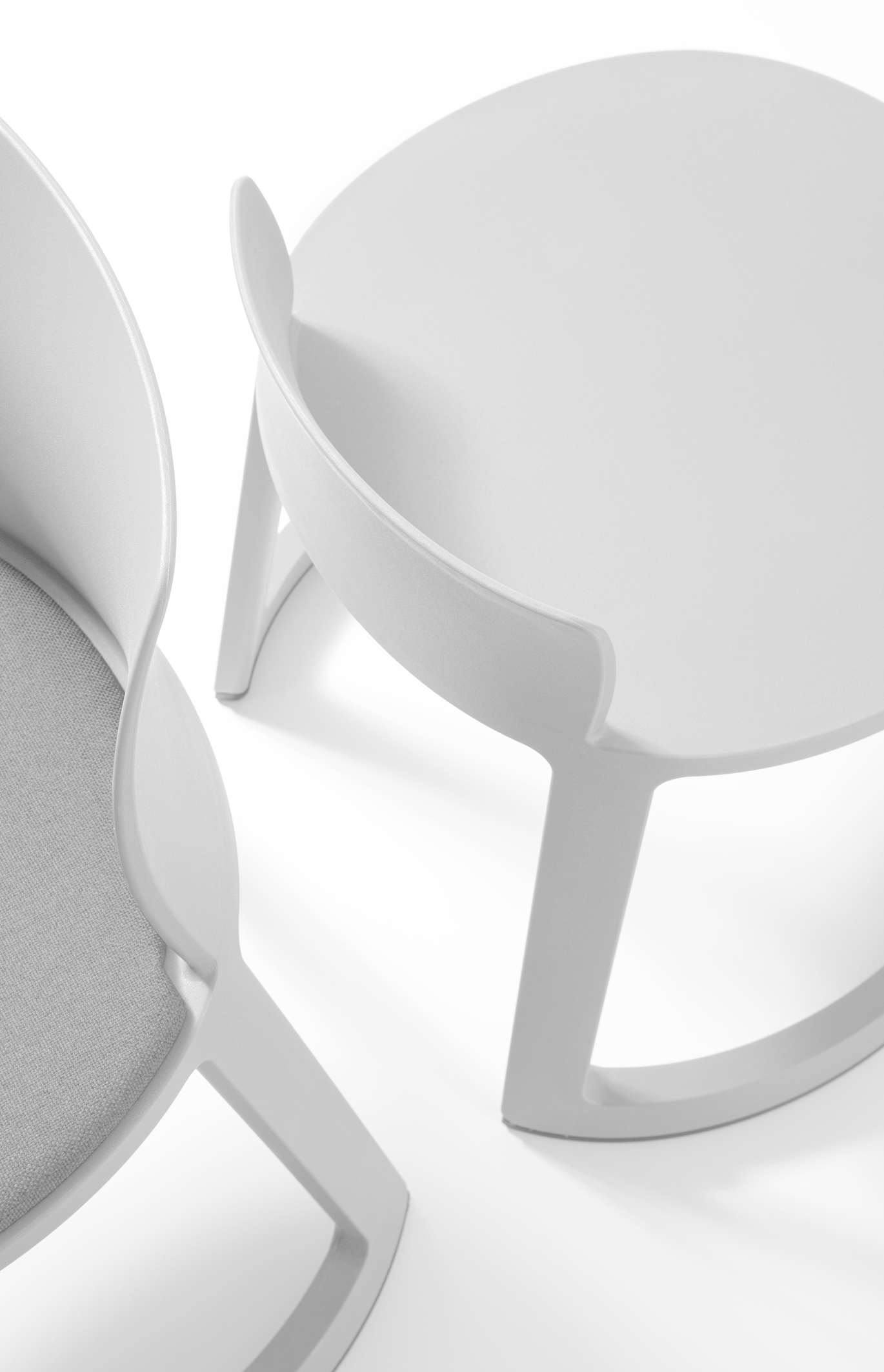Revo - An original smart chair for office, smart office, laboratory.